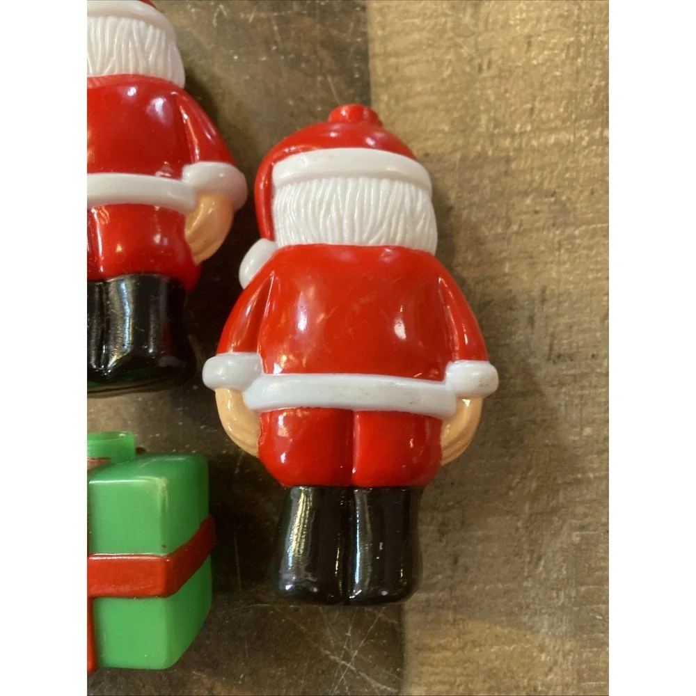 4 Blow Mold Santa Claus & 2 Gift String Light Bulb Covers Christmas ~ Parts Only